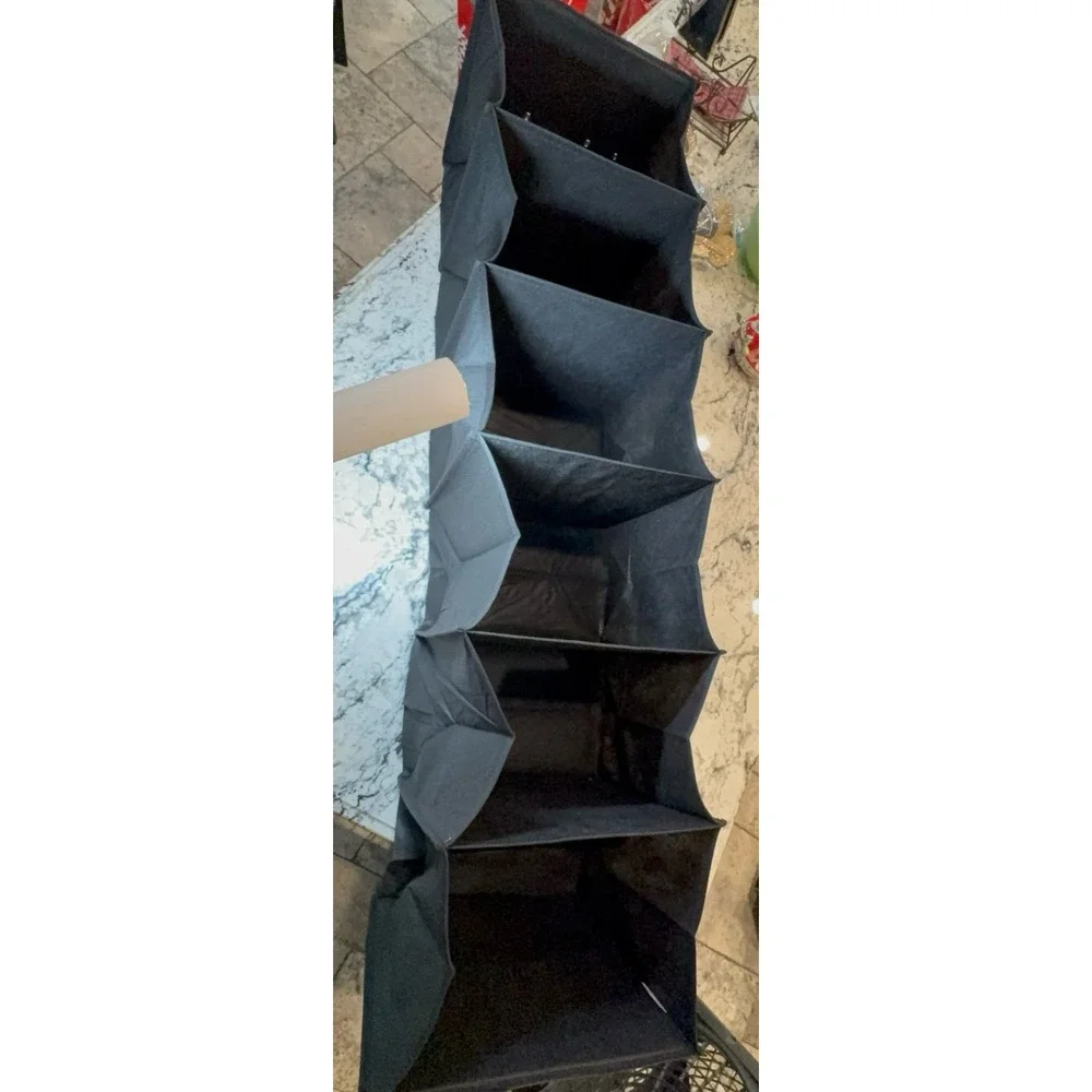 Hanging closet organizer. 6 cube slots for storage. sturdy 11.5